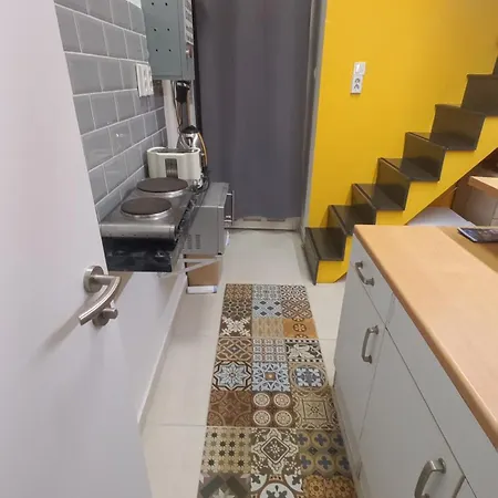 Goldapartment